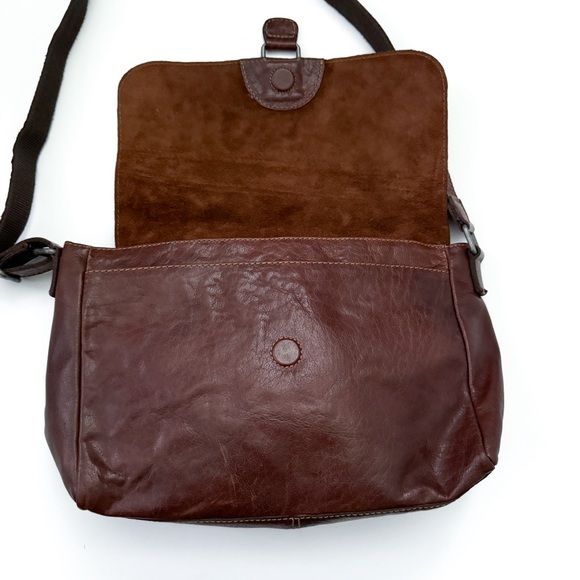 Jack Georges Voyager Olivia Brown Leather Shoulder Saddle Bag - Picture 3 of 8